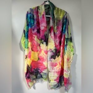 Beautiful lightweight multicolor print scarf.